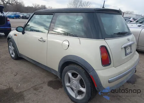 2004 Mini Cooper из США, поврежденный, VIN WMWRC33494TJ61382
